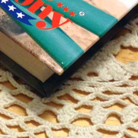 3 for $10 book sale! Pony Book - Clear the Hurdles Sara, middle grades - Picture 4 of 5